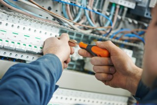https://www.everybase.co.uk/wp-content/uploads/2015/07/shutterstock_217868863-320x214.jpg